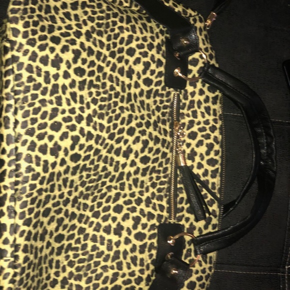 Purse - Picture 1 of 2